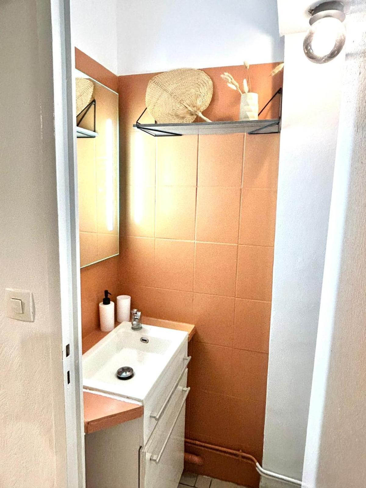Studio Le Nid Rouennais, Calme En Hypercentre Apartment